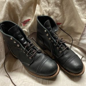Red Wing boots- Women’s Heritage Iron Ranger W